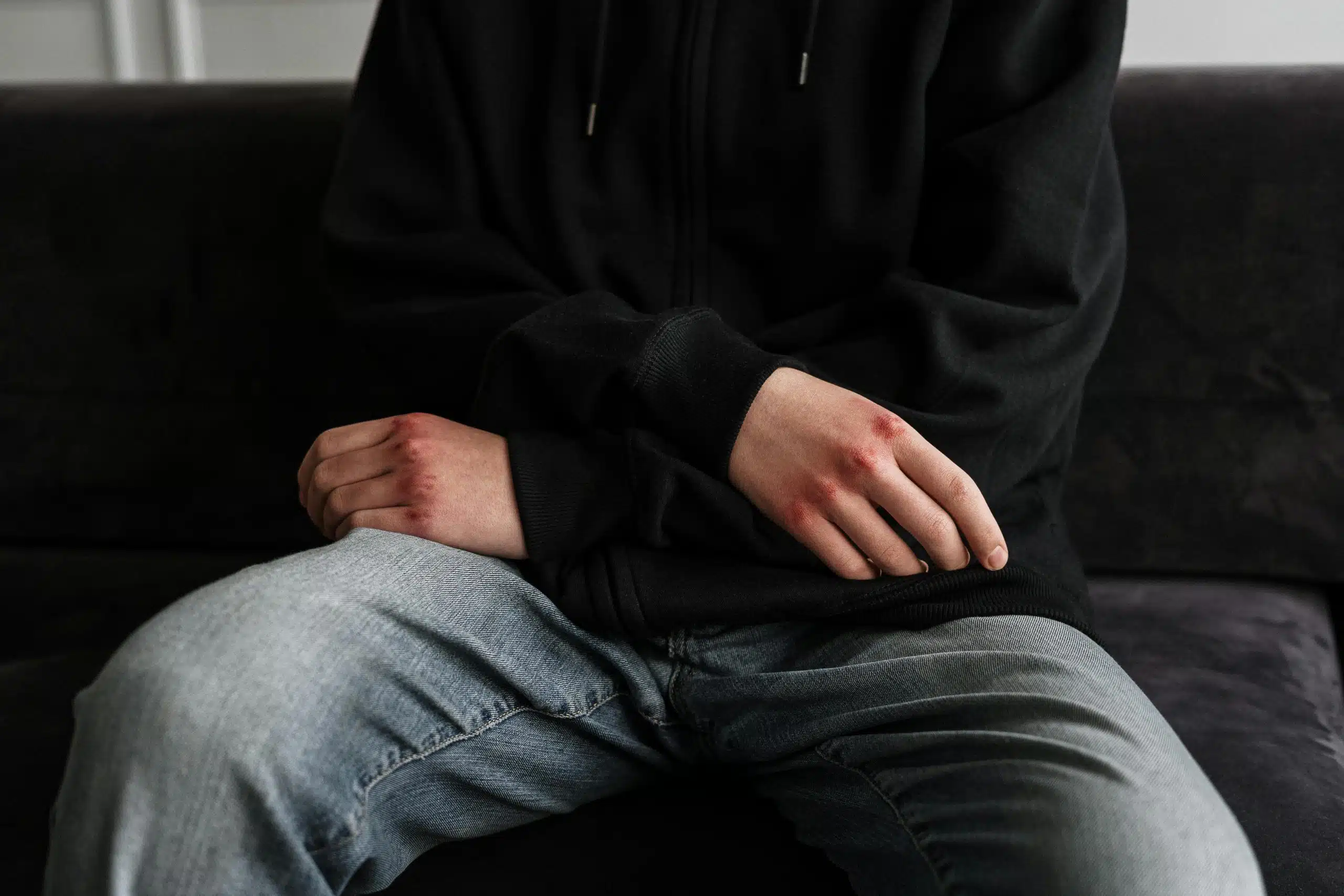 Comportamentos Autolesivos em Adolescentes